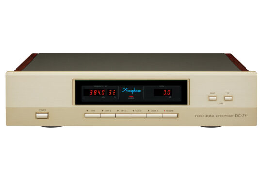 accuphase_dc-37_01